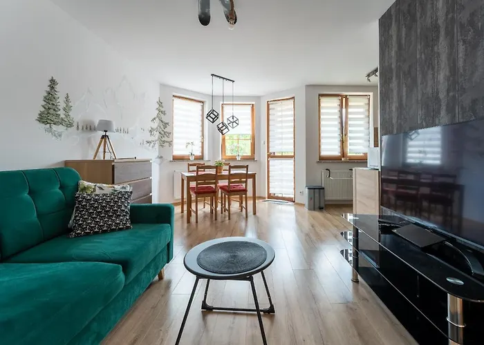 Apartament Strefa Centrum - Z Prywatnym Parkingiem - Space Karpacz